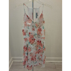 Almost Famous Strappy Size M Peach & Cream Floral Ruffled Haltered Dress